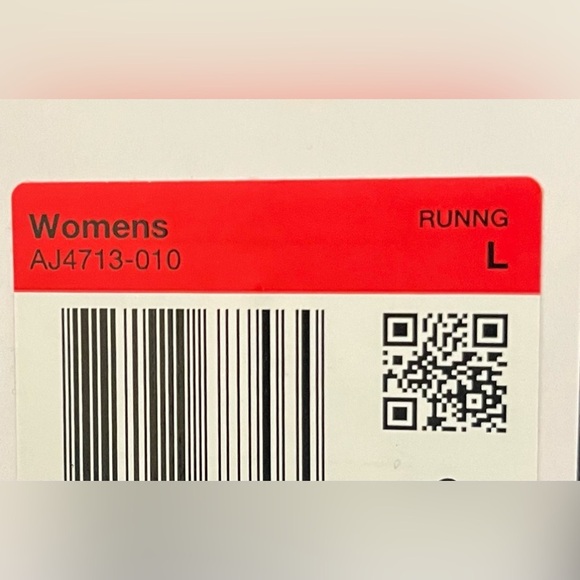 Nwt nike running shorts women sz large drifit - Picture 9 of 9